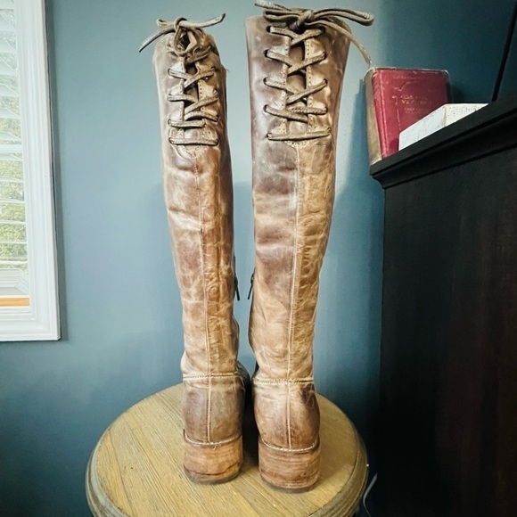 Corral Distressed Leather Riding Boots - Picture 6 of 15